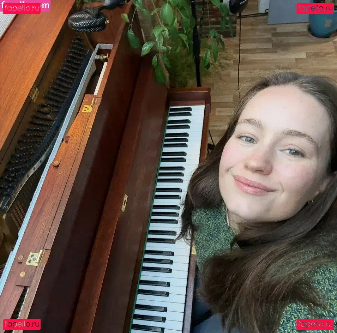 Sigrid Onlyfans Photo Gallery 