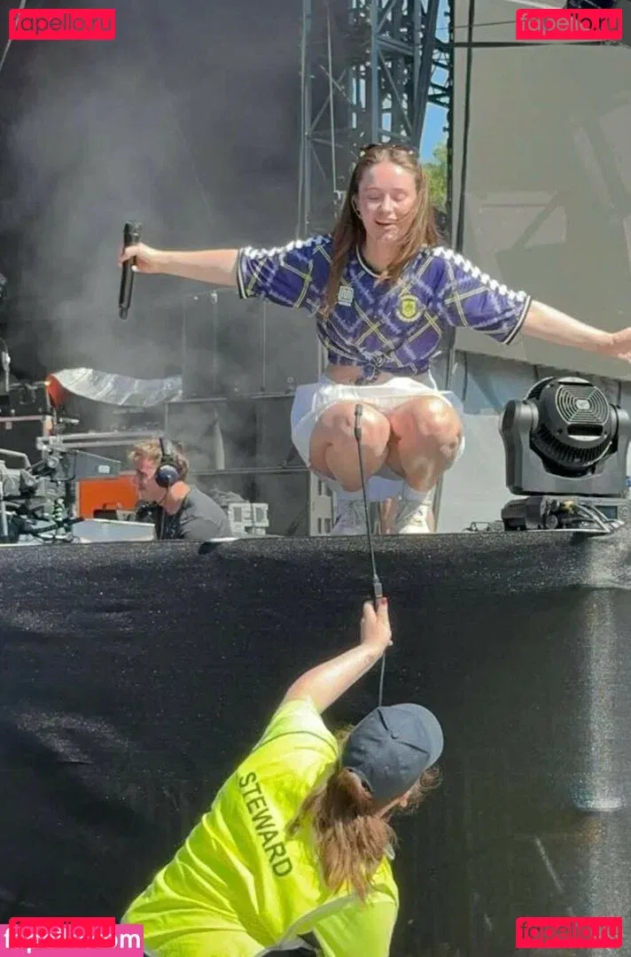 Sigrid Onlyfans Photo Gallery 