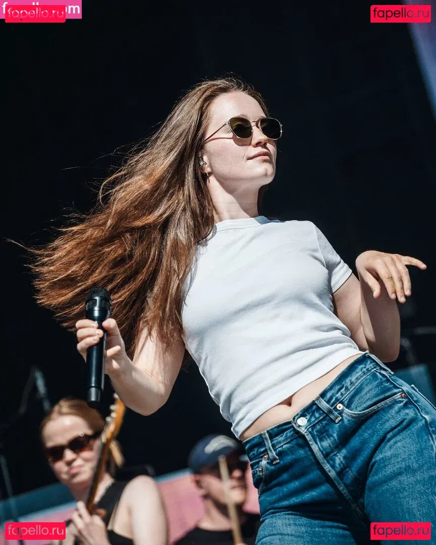 Sigrid Onlyfans Photo Gallery 