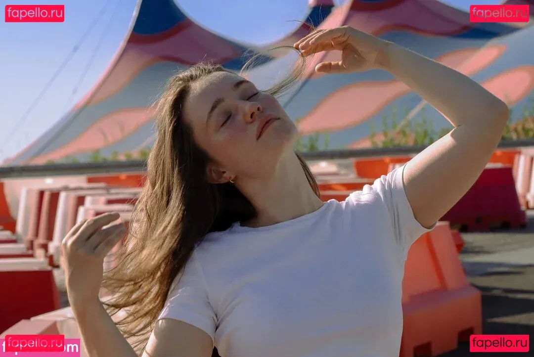 Sigrid Onlyfans Photo Gallery 