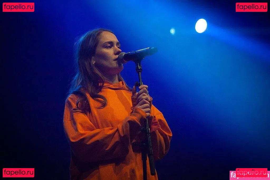 Sigrid Onlyfans Photo Gallery 