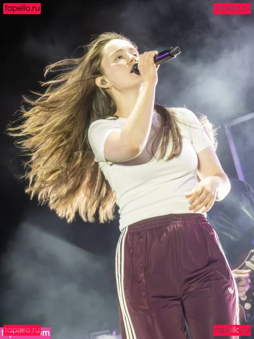 Sigrid Onlyfans Photo Gallery 