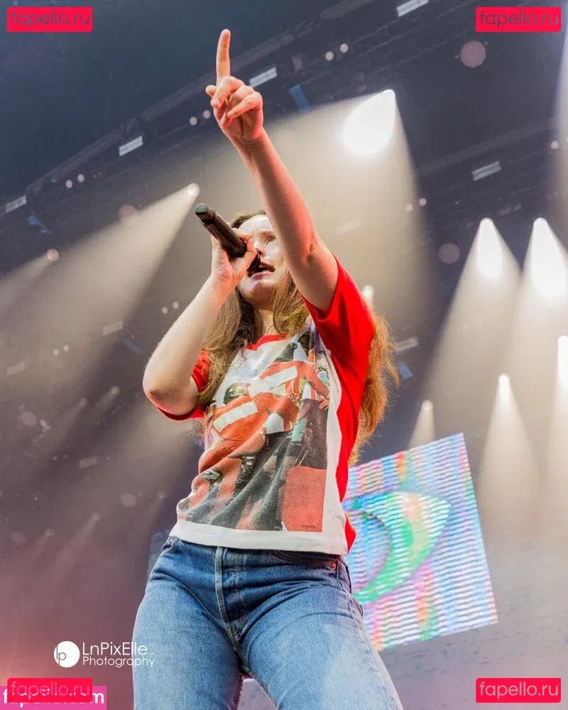 Sigrid Onlyfans Photo Gallery 