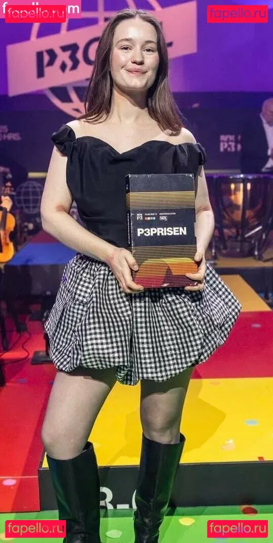 Sigrid Onlyfans Photo Gallery 