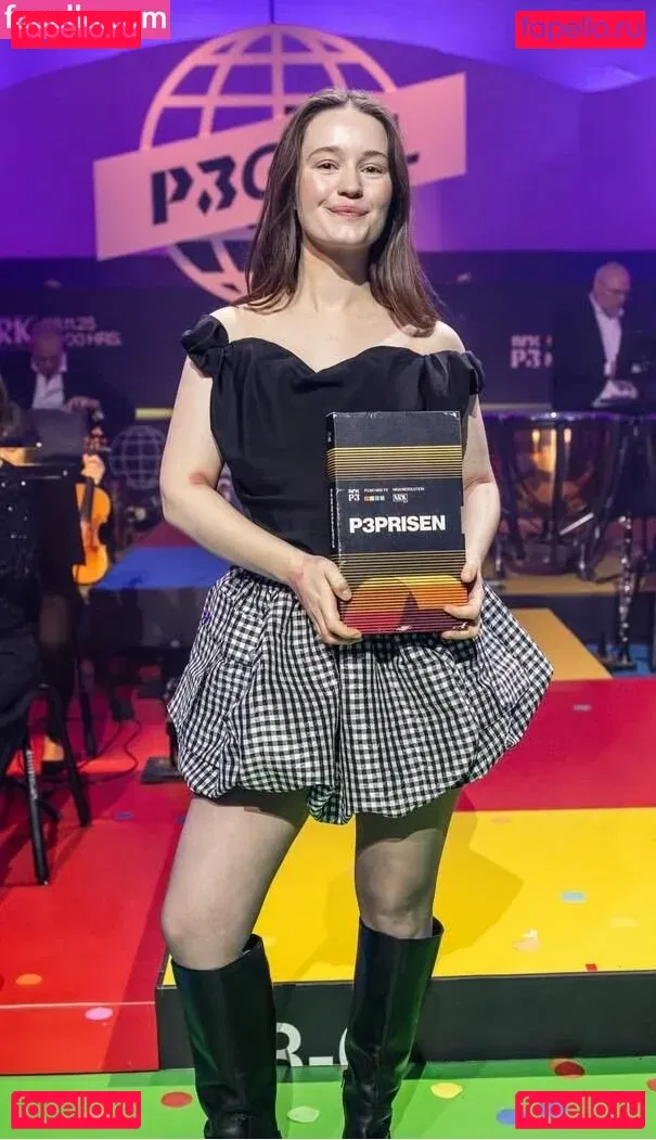 Sigrid Onlyfans Photo Gallery 