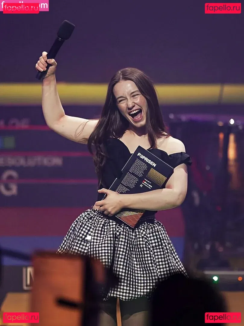 Sigrid Onlyfans Photo Gallery 