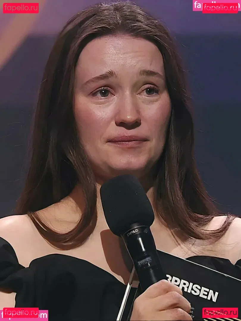 Sigrid Onlyfans Photo Gallery 