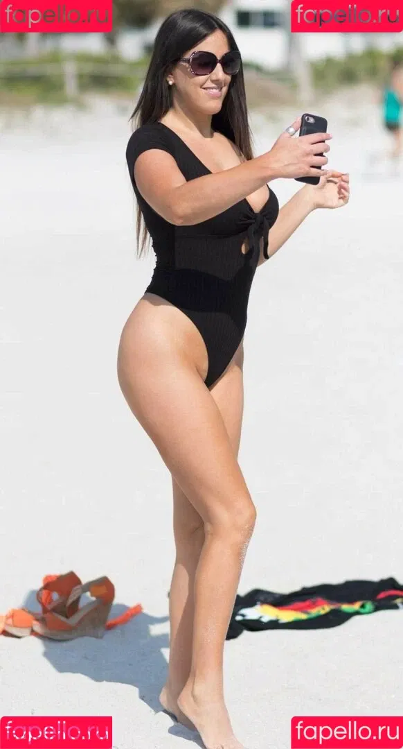 Claudia Romani Onlyfans Photo Gallery 