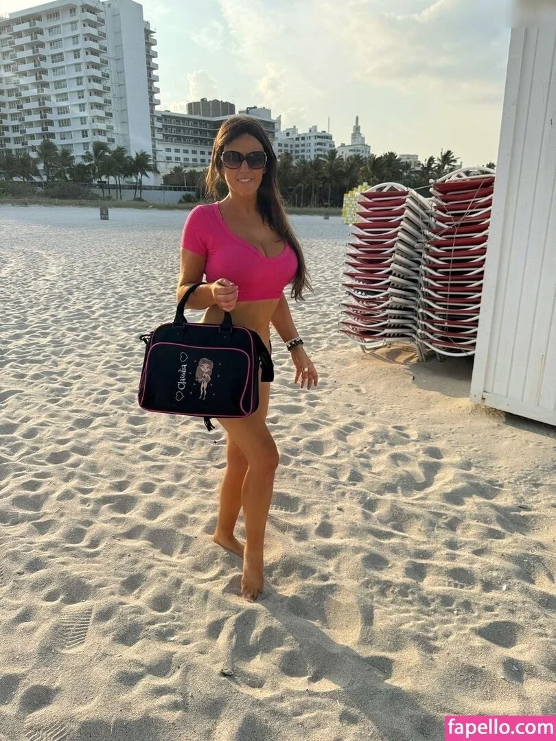 Claudia Romani Onlyfans Photo Gallery 