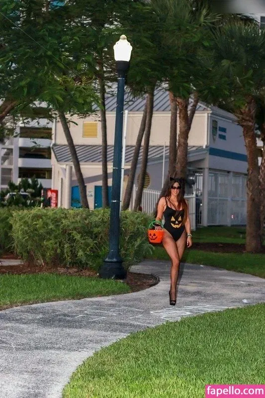 Claudia Romani Onlyfans Photo Gallery 