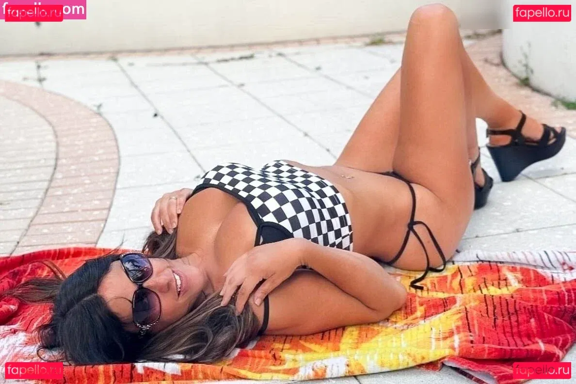 Claudia Romani Onlyfans Photo Gallery 