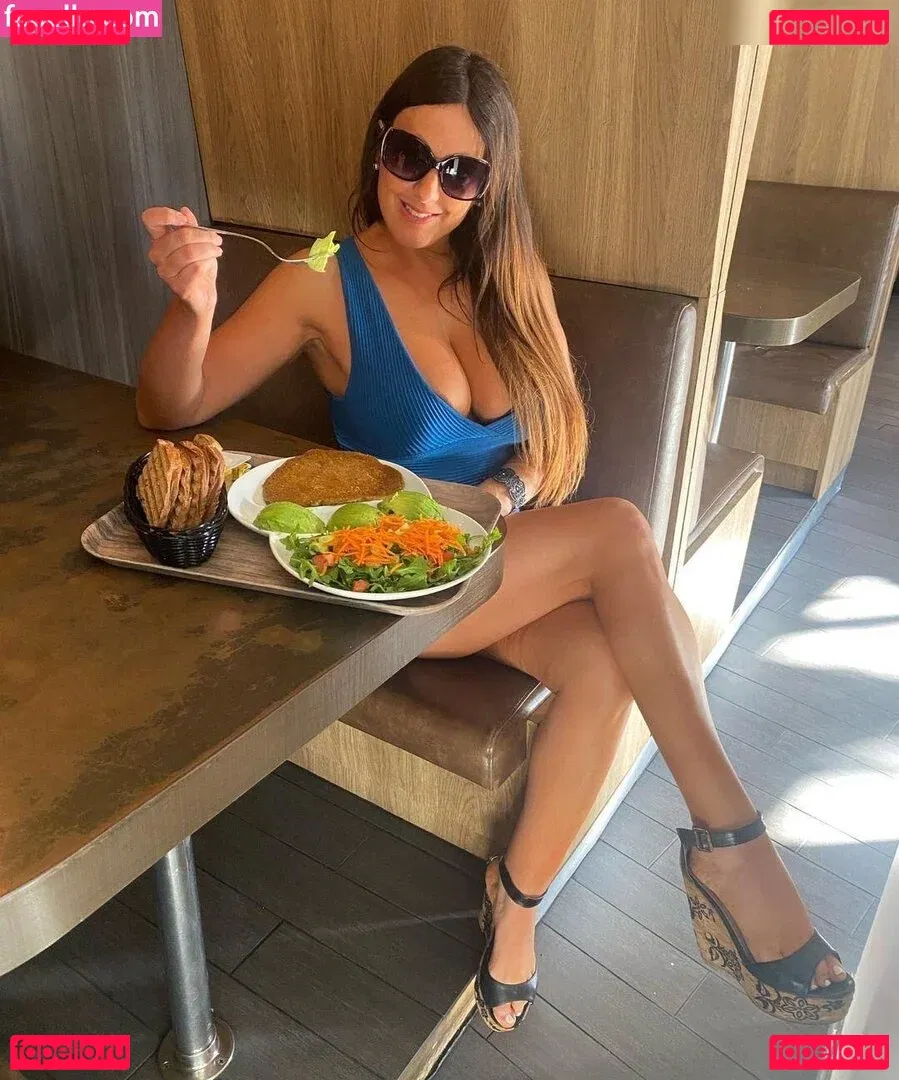 Claudia Romani Onlyfans Photo Gallery 