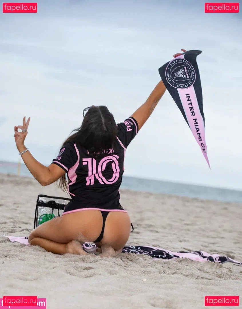 Claudia Romani Onlyfans Photo Gallery 