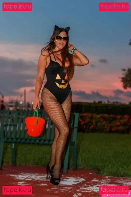 Claudia Romani Onlyfans Photo Gallery 