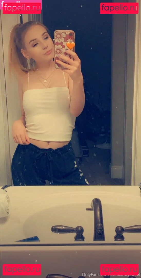 gracefulgracexo Onlyfans Photo Gallery 