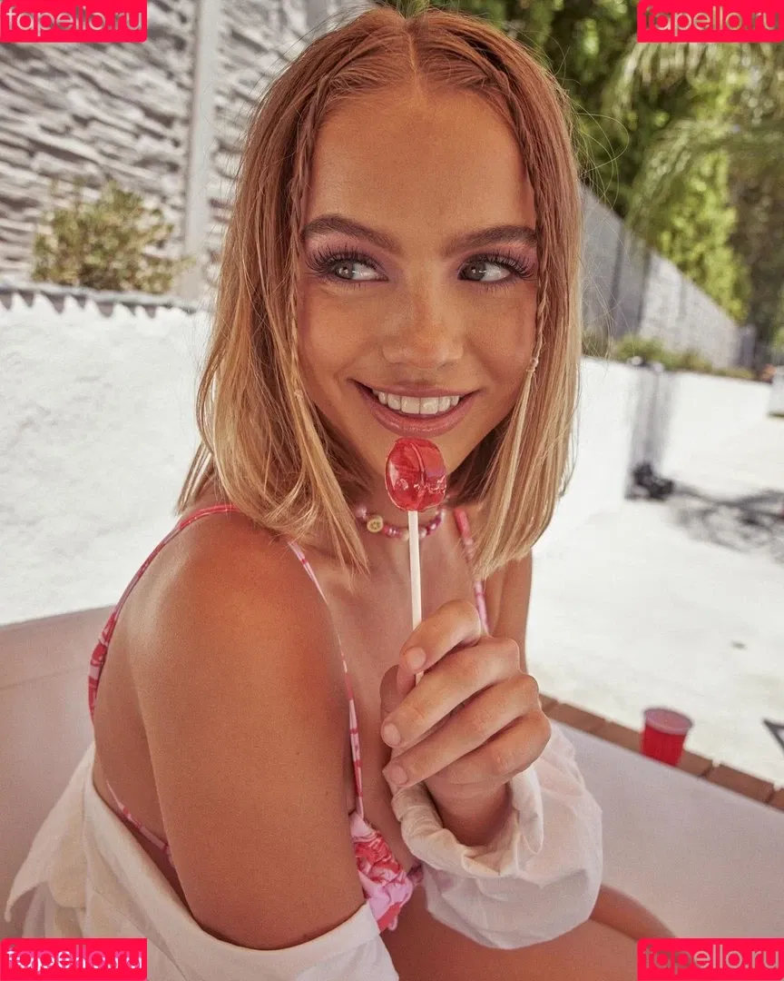Emma Brooks Onlyfans Photo Gallery 
