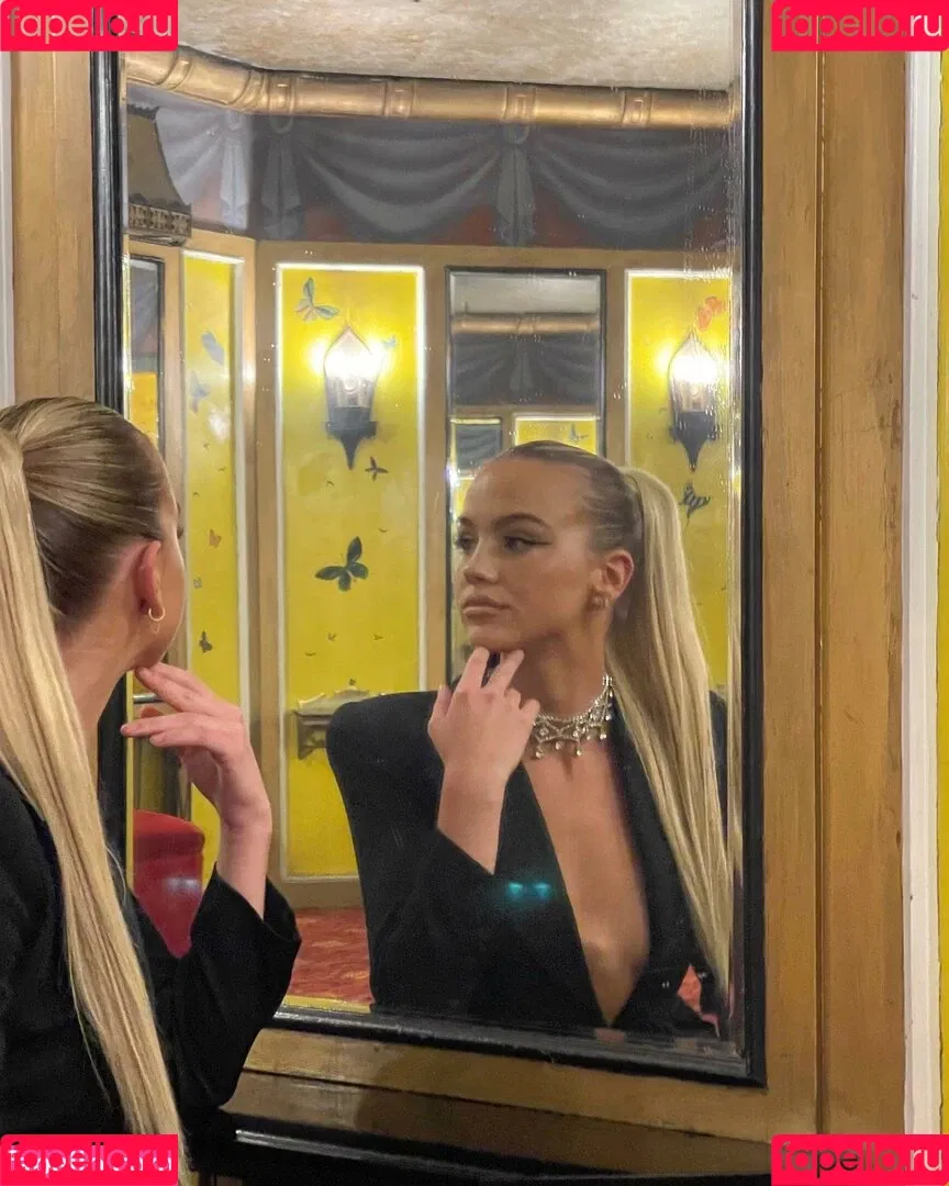 Emma Brooks Onlyfans Photo Gallery 