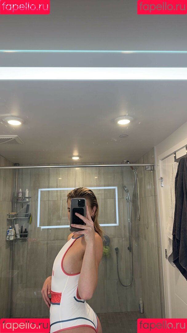 Emma Brooks Onlyfans Photo Gallery 