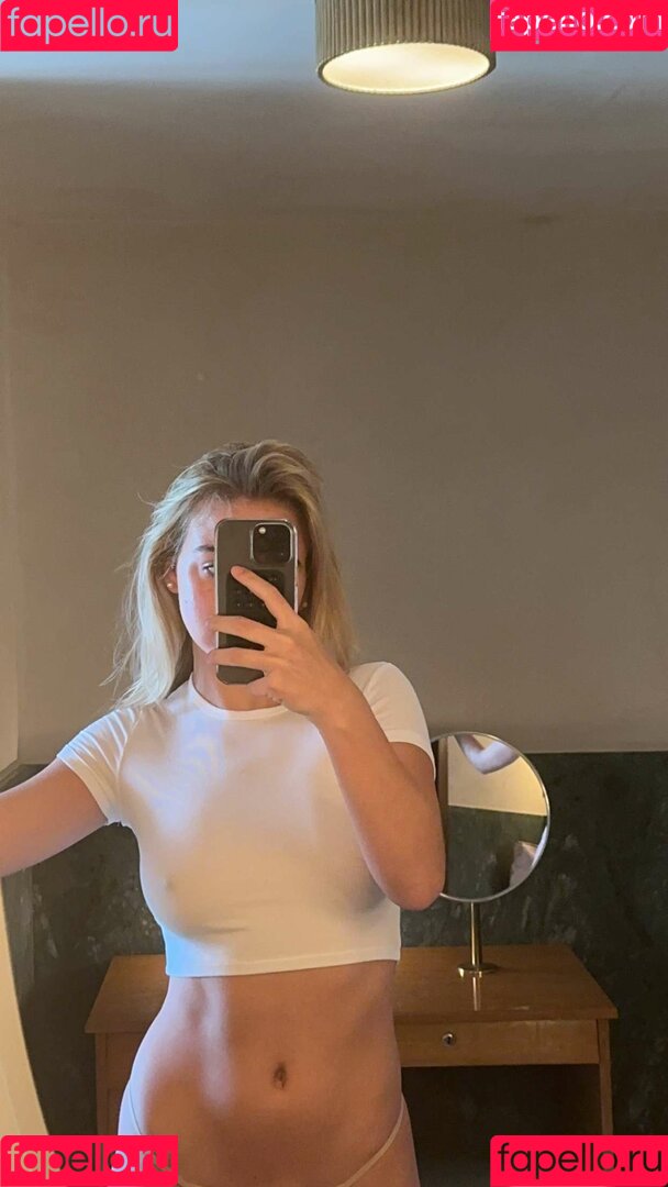 Emma Brooks Onlyfans Photo Gallery 