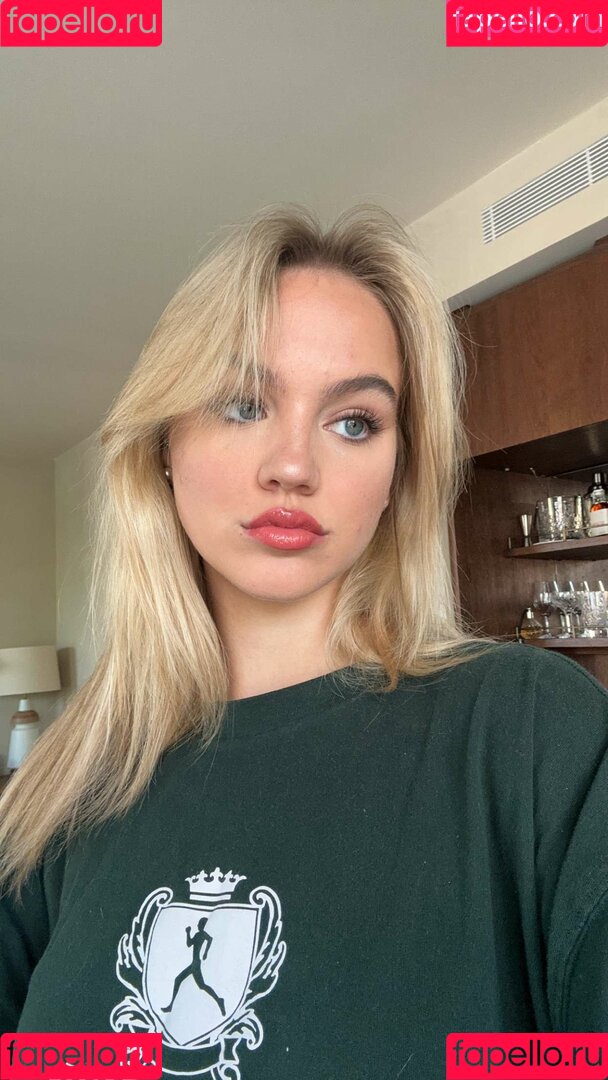 Emma Brooks Onlyfans Photo Gallery 