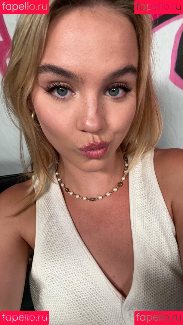 Emma Brooks Onlyfans Photo Gallery 