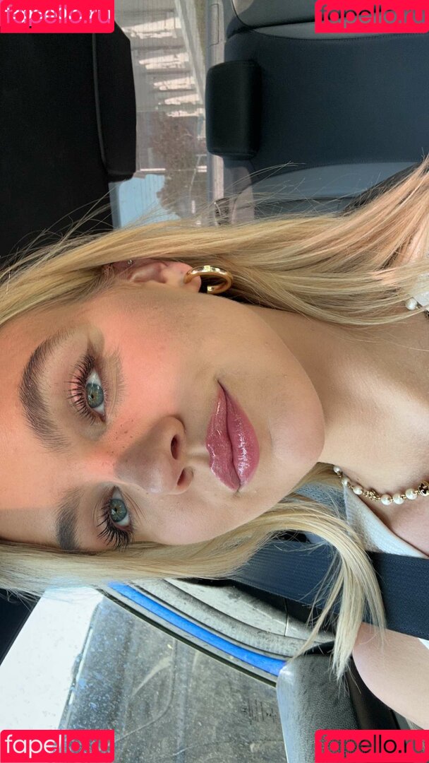 Emma Brooks Onlyfans Photo Gallery 