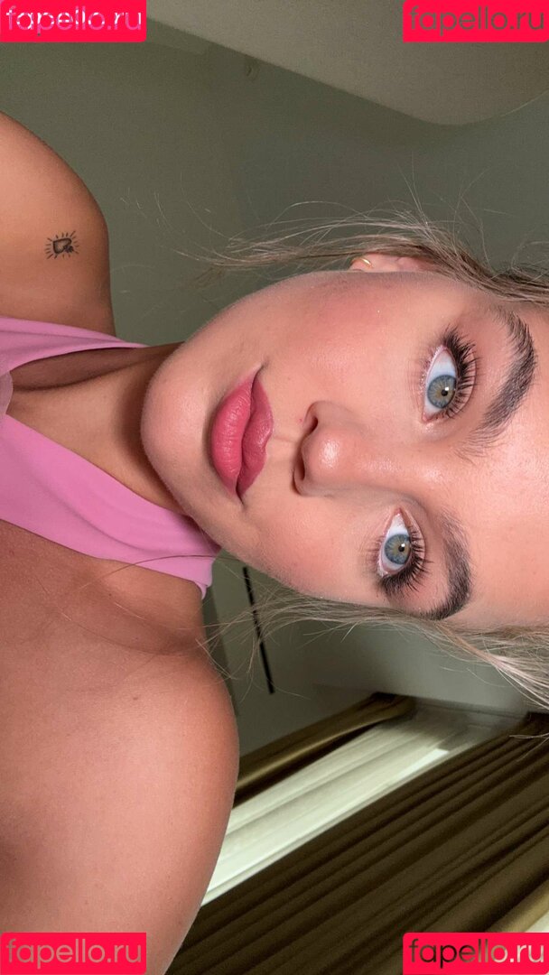 Emma Brooks Onlyfans Photo Gallery 