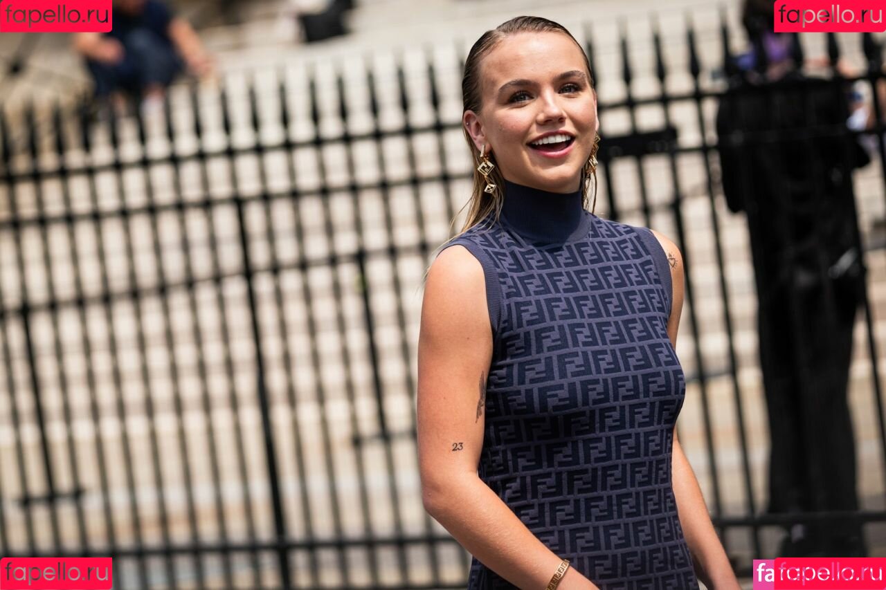 Emma Brooks Onlyfans Photo Gallery 