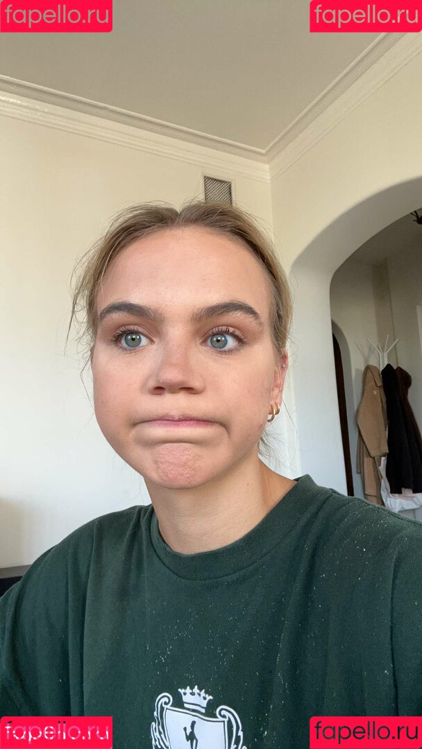 Emma Brooks Onlyfans Photo Gallery 