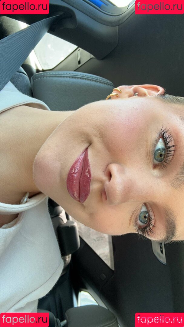 Emma Brooks Onlyfans Photo Gallery 