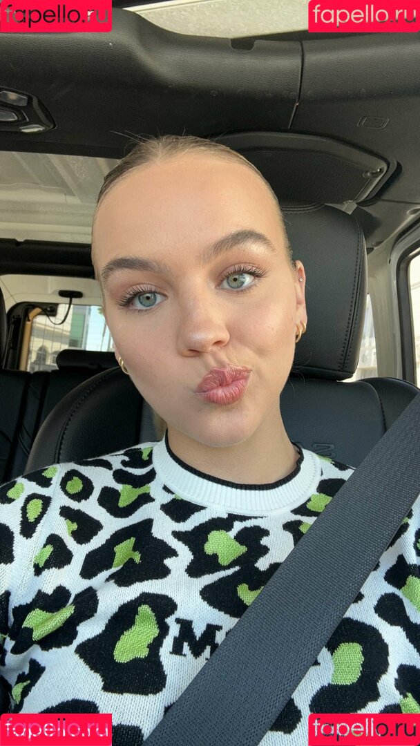 Emma Brooks Onlyfans Photo Gallery 