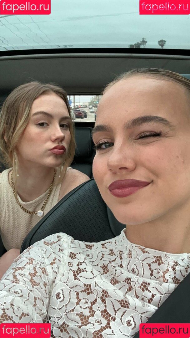 Emma Brooks Onlyfans Photo Gallery 