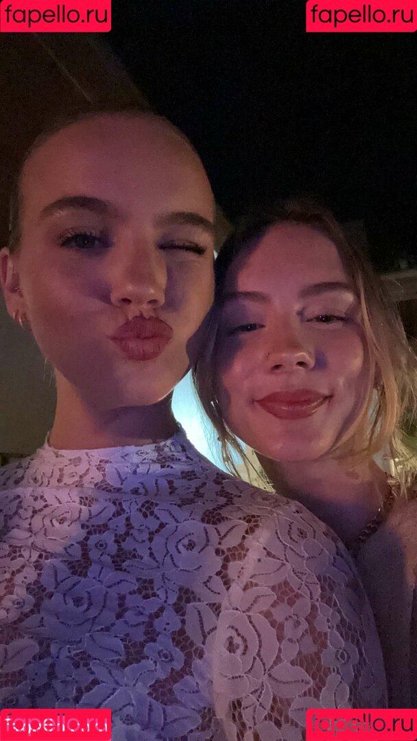 Emma Brooks Onlyfans Photo Gallery 