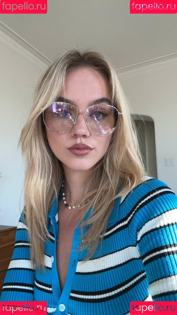 Emma Brooks Onlyfans Photo Gallery 