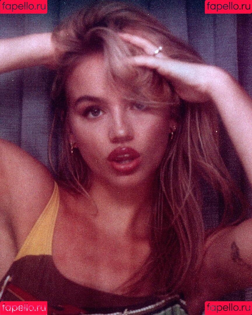 Emma Brooks Onlyfans Photo Gallery 