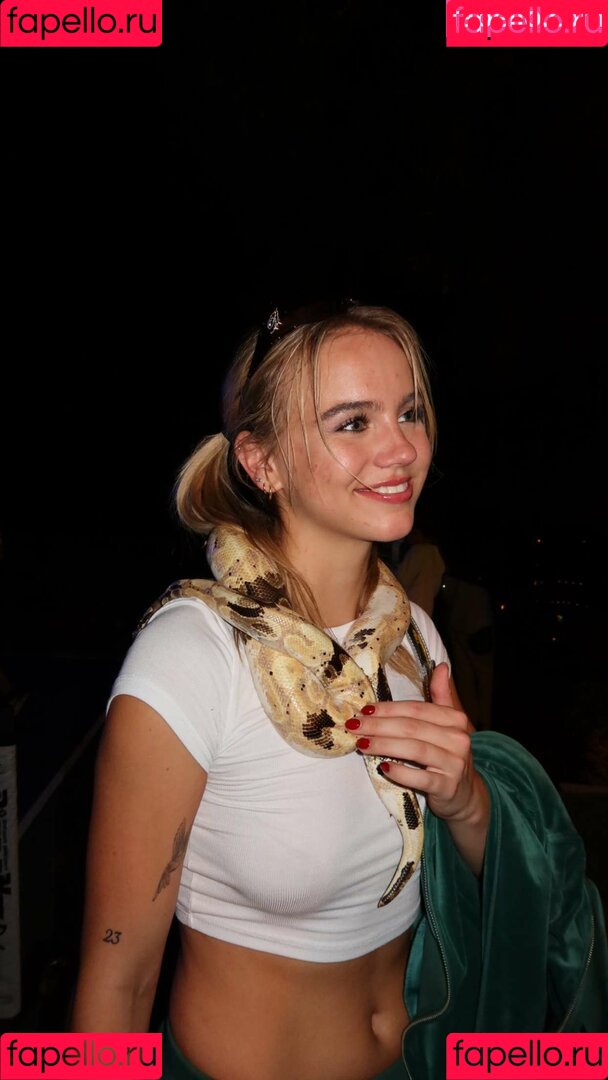 Emma Brooks Onlyfans Photo Gallery 