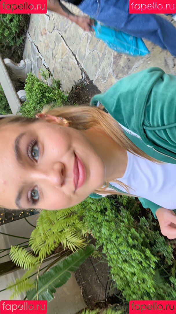 Emma Brooks Onlyfans Photo Gallery 