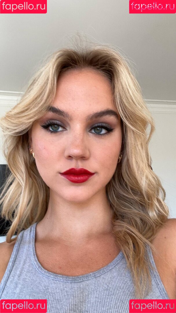 Emma Brooks Onlyfans Photo Gallery 