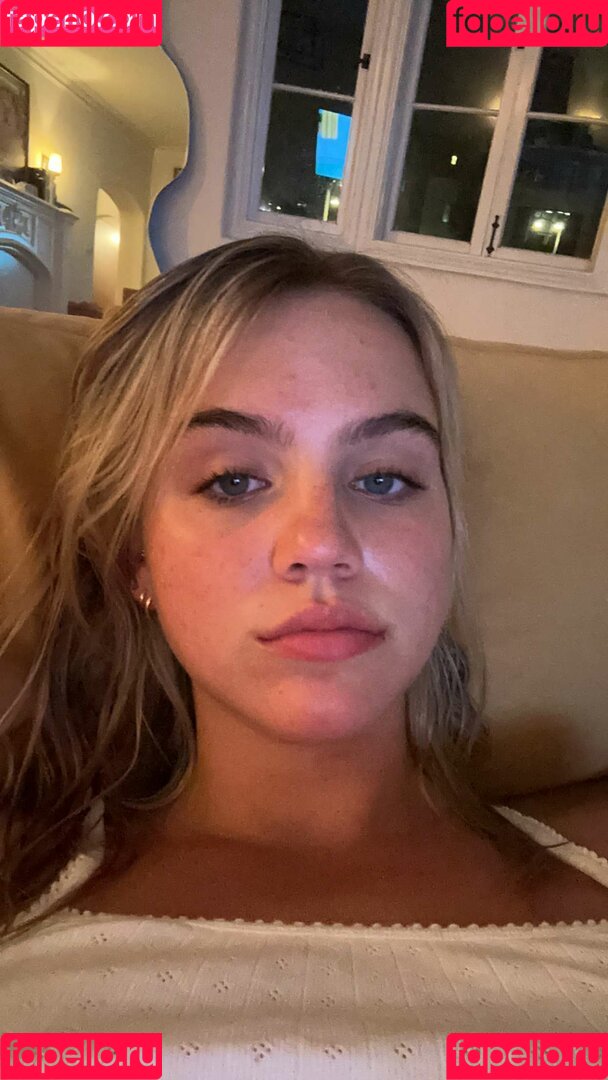 Emma Brooks Onlyfans Photo Gallery 