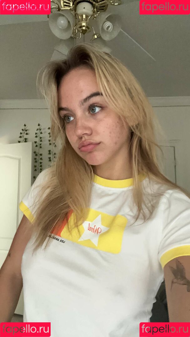 Emma Brooks Onlyfans Photo Gallery 