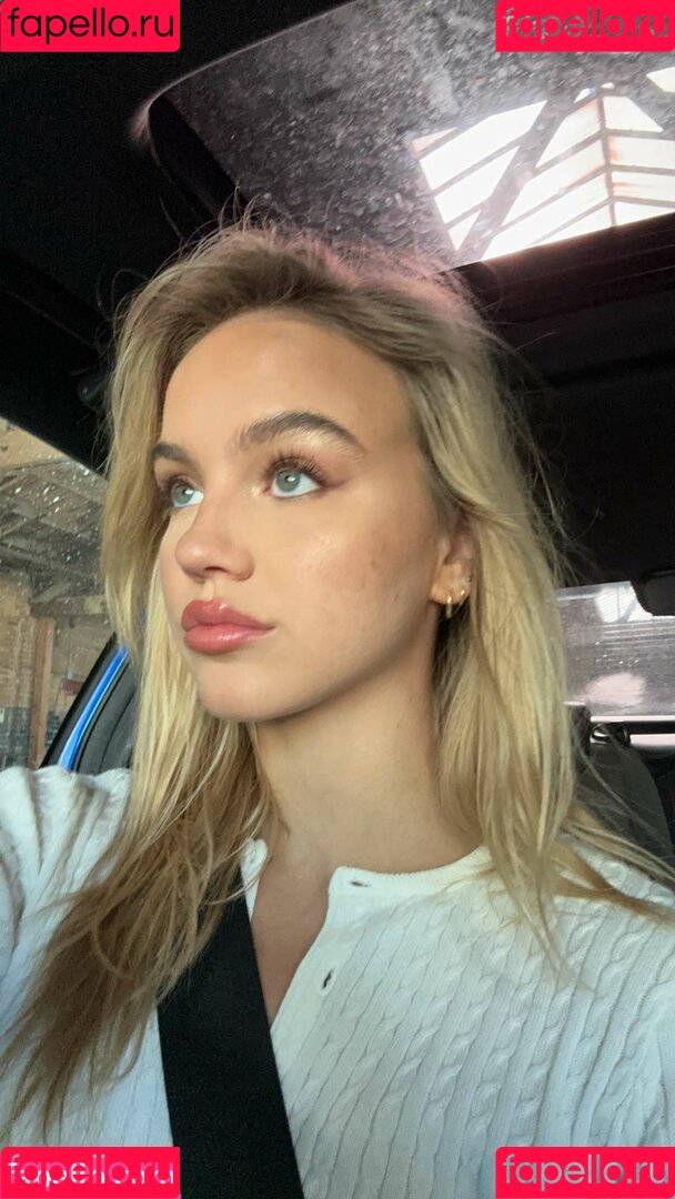 Emma Brooks Onlyfans Photo Gallery 