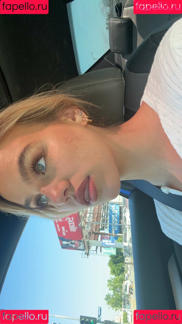 Emma Brooks Onlyfans Photo Gallery 