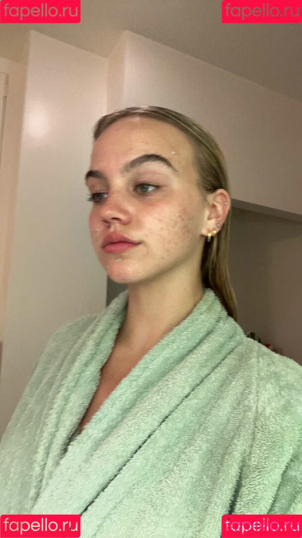 Emma Brooks Onlyfans Photo Gallery 