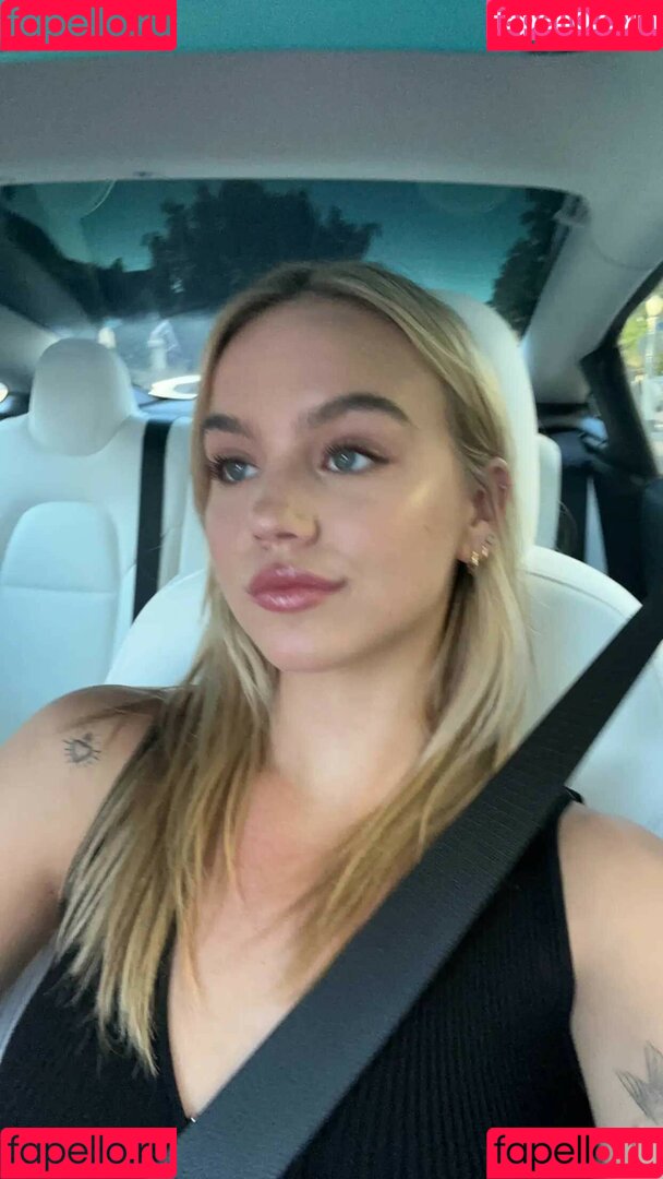 Emma Brooks Onlyfans Photo Gallery 