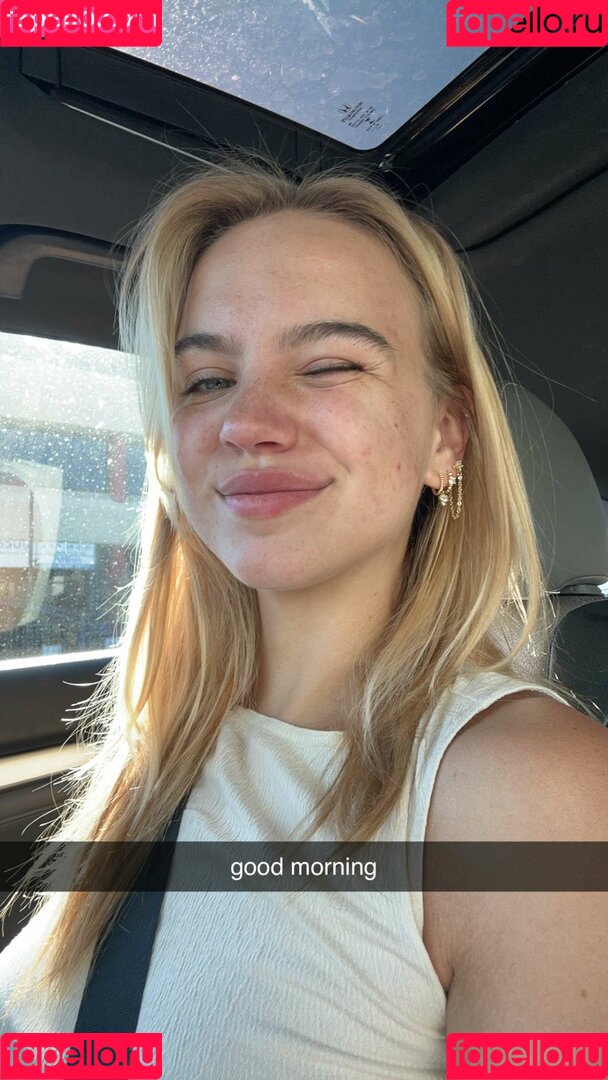 Emma Brooks Onlyfans Photo Gallery 