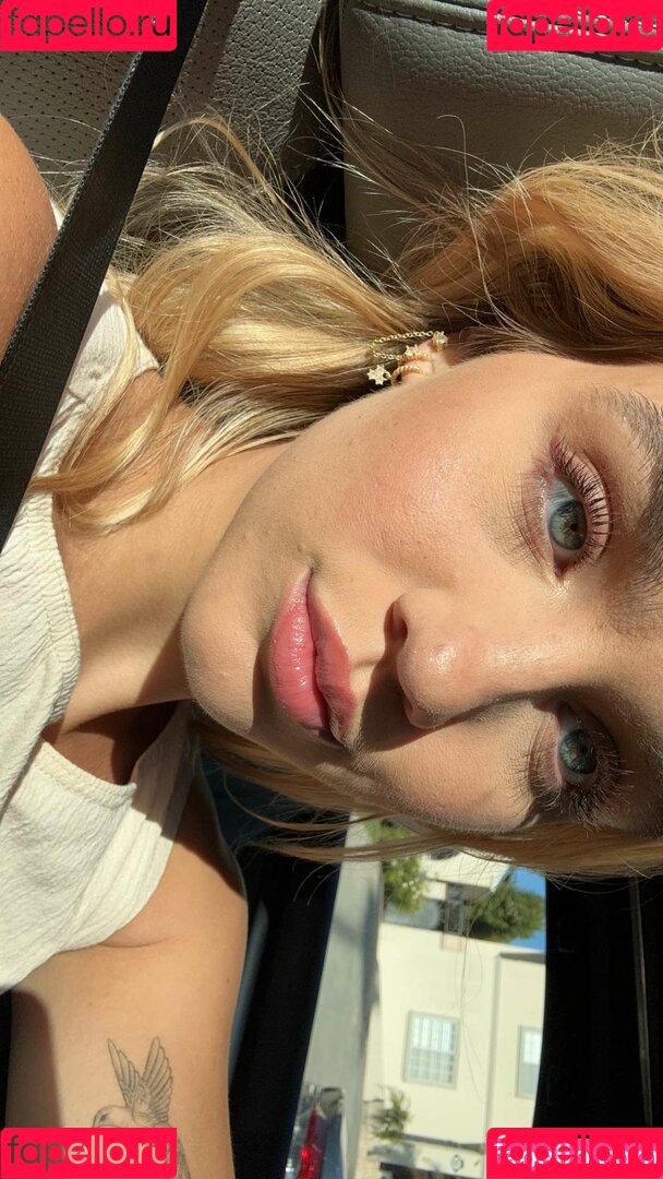 Emma Brooks Onlyfans Photo Gallery 