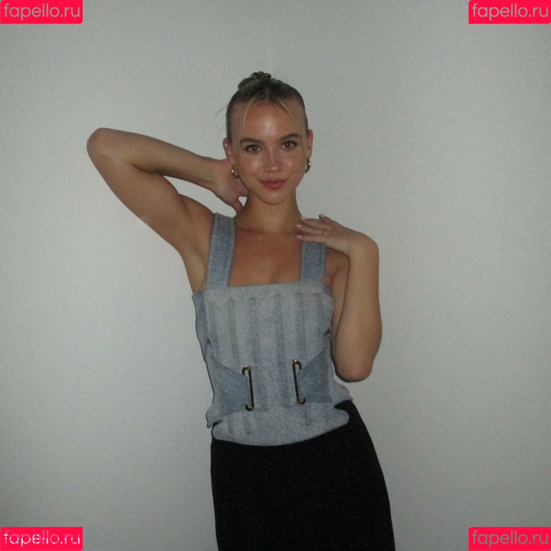 Emma Brooks Onlyfans Photo Gallery 