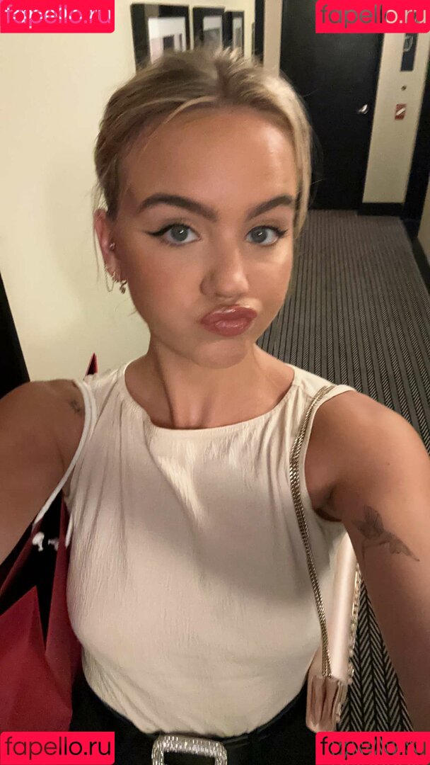 Emma Brooks Onlyfans Photo Gallery 