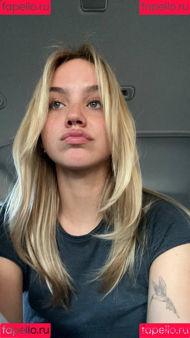 Emma Brooks Onlyfans Photo Gallery 