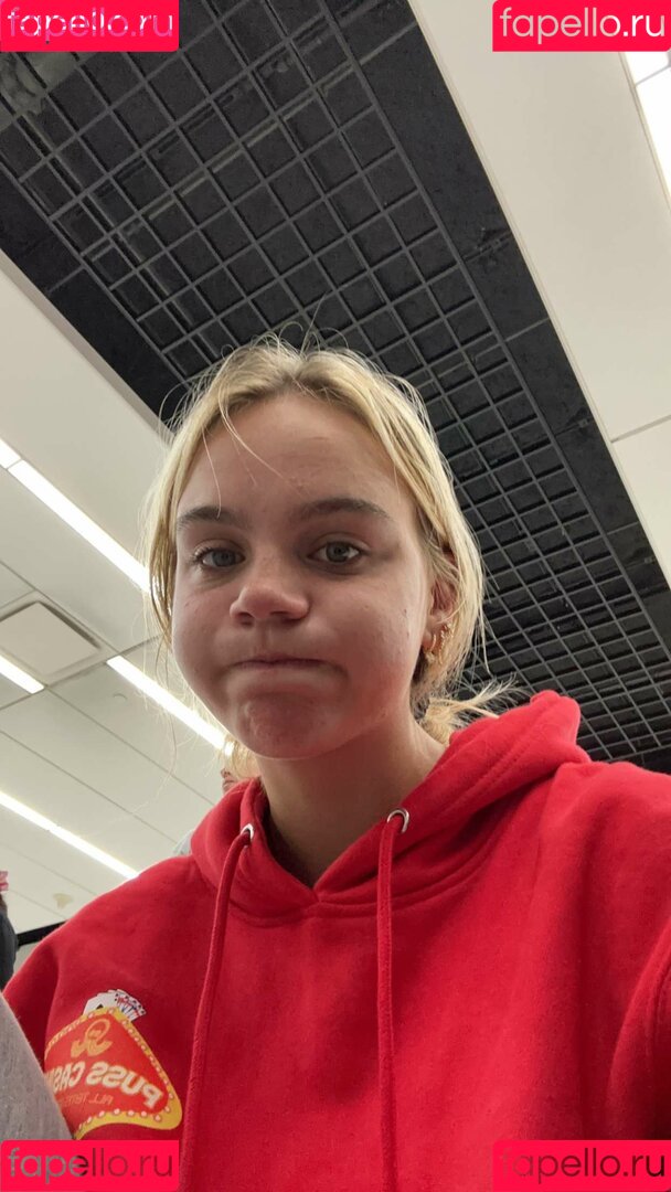 Emma Brooks Onlyfans Photo Gallery 